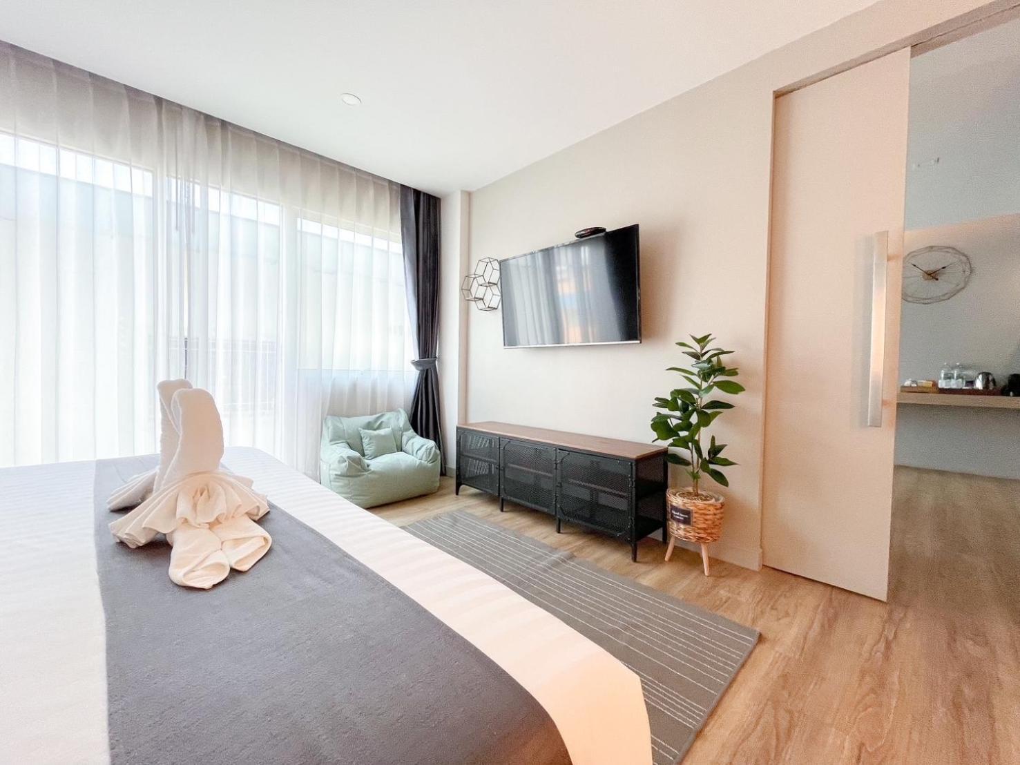 Slive Hotel Surin Exterior foto
